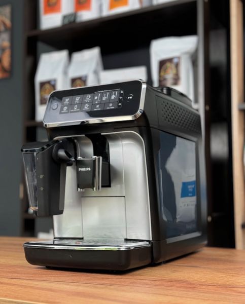 Вживана кавомашина Philips Latte Go EP3246 3246 фото