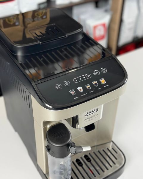 Вживана кавомашина Delonghi Magnifica EVO ECAM 290.61.TB 29061TB фото