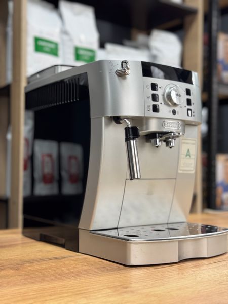 Вживана кавомашина Delonghi Magnifica S ECAM 22.110.SB 22.110.SB фото