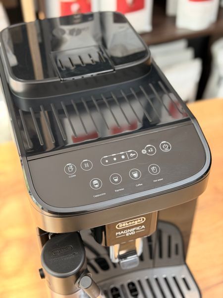 Вживана кавомашина Delonghi Magnifica EVO ECAM 263.52.B 26352 фото