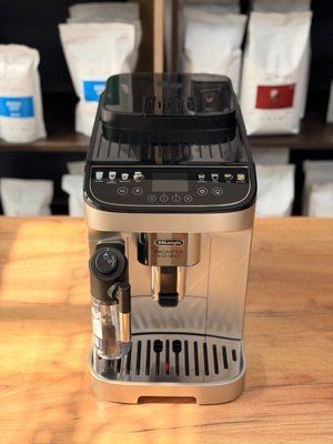 Вживана кавомашина Delonghi Magnifica EVO NEXT ECAM 312.80.SB 31280SB фото