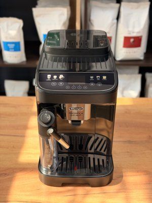 Вживана кавомашина Delonghi Magnifica EVO NEXT ECAM 310.60.B 31060B фото