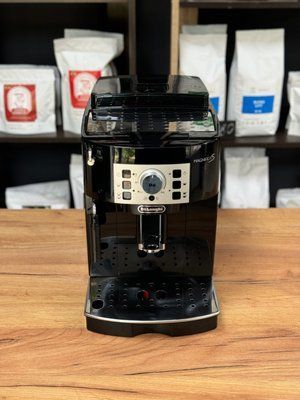 Вживана кавомашина Delonghi Magnifica S ECAM 22.110.B 22110 фото