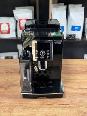 Вживана кавомашина Delonghi Cappuccino ECAM 23.466.B 23466B фото
