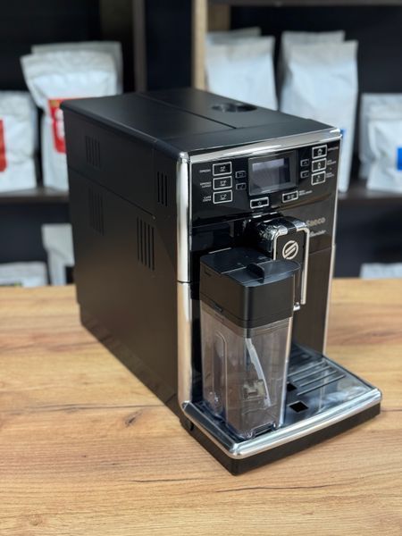 Вживана кавомашина Saeco Pico Baristo 8925 фото